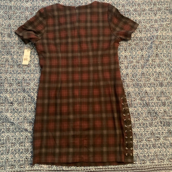 Dex Plaid Side Lace Dress - Picture 2 of 6